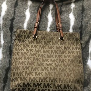 Michael Kira shoulder purse